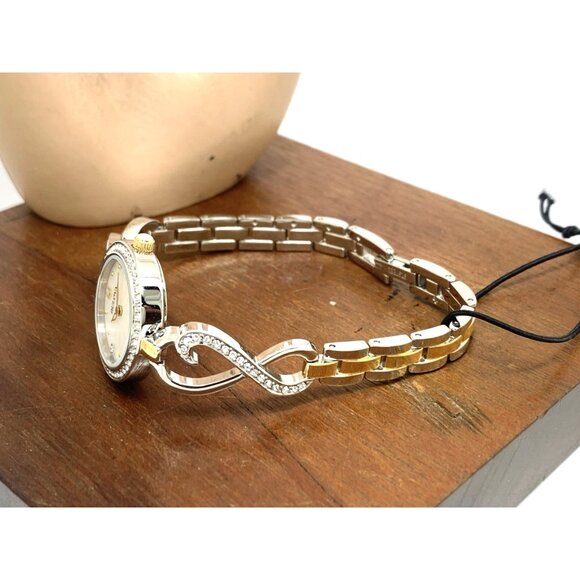 Bulova Women's Watch 98X120 Quartz Mother of Pearl Dial Two Tone Petite 24mm - Picture 9 of 14